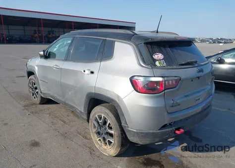 2019 Jeep Compass Trailhawk 4X4 from USA, damaged, VIN 3C4NJDDB2KT722257
